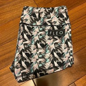 Fleo short